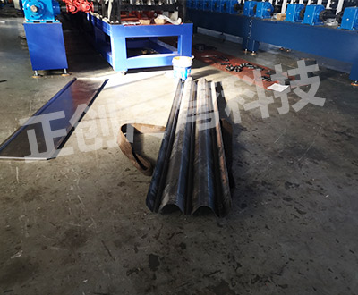 YX50-180-720樓承板